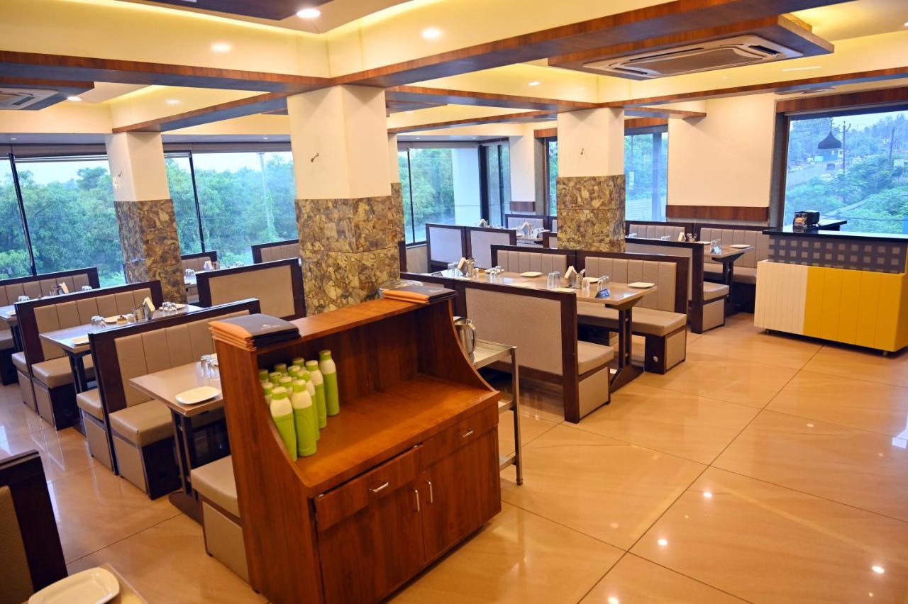 Hotel Aaram Umargām Εξωτερικό φωτογραφία
