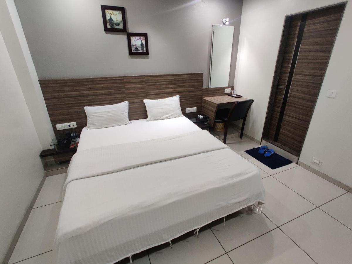 Hotel Aaram Umargām Εξωτερικό φωτογραφία